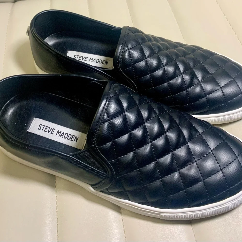 Steve Madden Eccentricq Quilted Shoes Womens Sz 9 M Black Slip on Sneakers